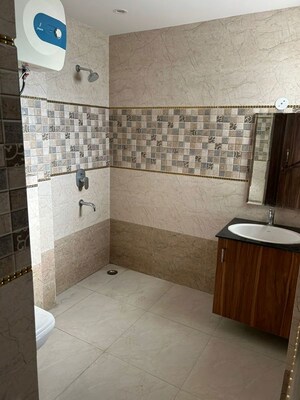 Kitchen in 2 BHK Builder Floor at Sector 57 – for Rent
