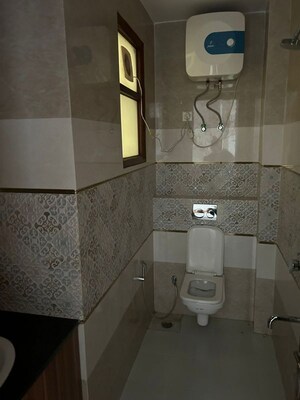 Bathroom in 2 BHK Builder Floor at Sector 57 – for Rent