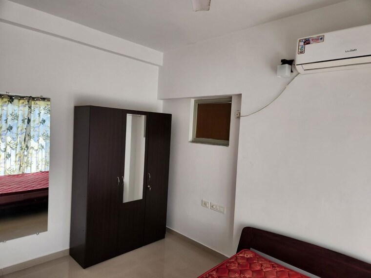 Room, the-meadows 3 Bedroom 1815 Sq.Ft. Apartment In Near Vaishno Devi Circle On Sg Highway Ahmedabad 10672000