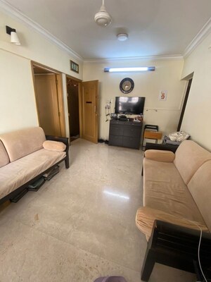 3 BHK Apartment For Rent in Khar West