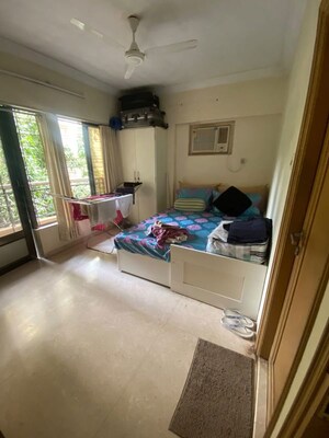 Bedroom in 3 BHK Apartment at Khar West – for Rent