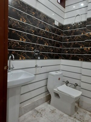Attached Bathroom in 3 BHK Builder Floor at Dwarka – for Sale