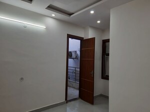 Room in 3 BHK Builder Floor at Dwarka – for Sale