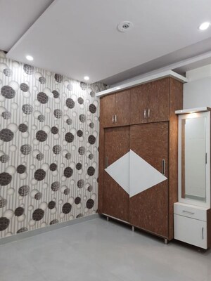 Room in 3 BHK Builder Floor at Dwarka – for Sale