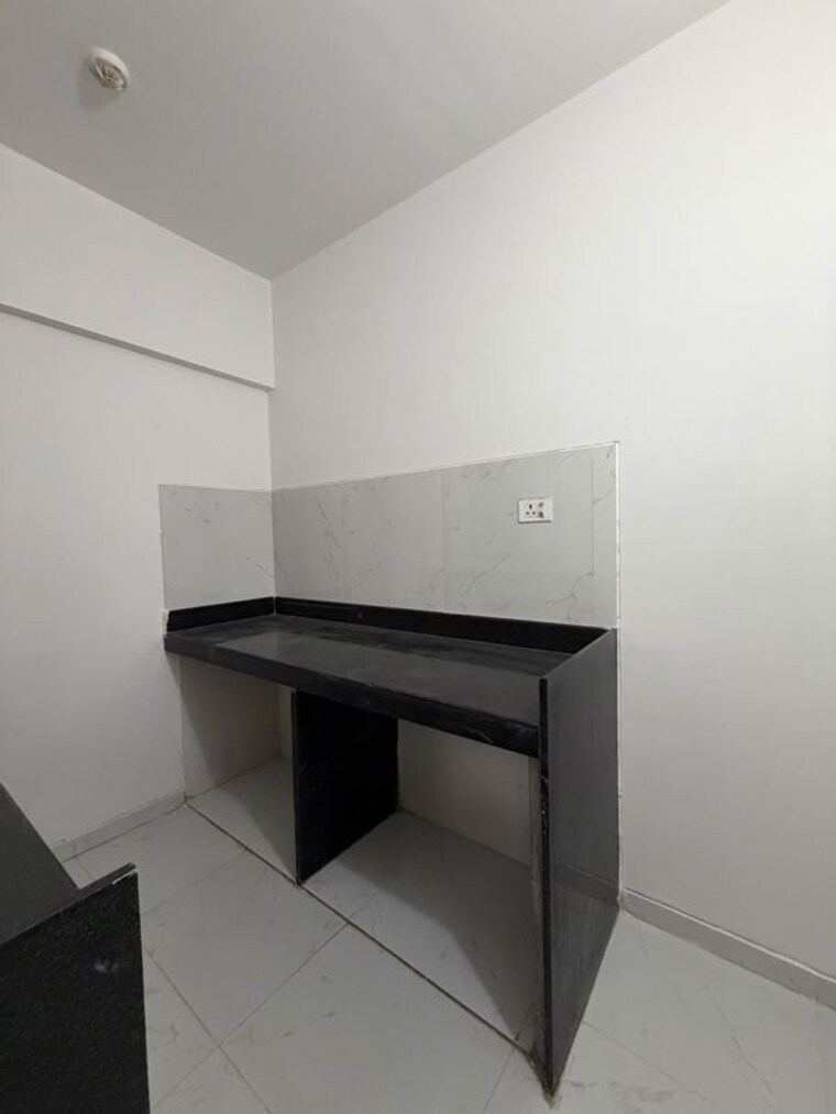 Kitchen, runwal-gardens 1 Bedroom 400 Sq.Ft. Apartment In Dombivli East Thane 10671166