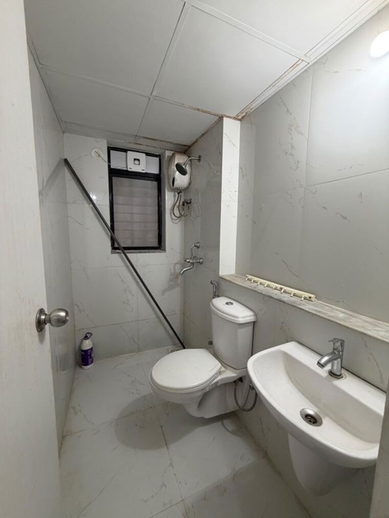 Bathroom, runwal-gardens 1 Bedroom 400 Sq.Ft. Apartment In Dombivli East Thane 10671166