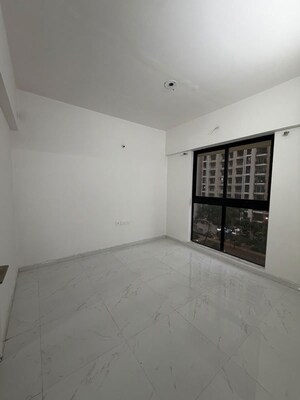 Room in 1 BHK Apartment at Runwal Gardens, Dombivli East – for Rent