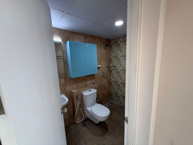 Bathroom, prestige-finsbury-park-hyde 2 Bedroom 994 Sq.Ft. Apartment In Bagaluru Bangalore 10672039