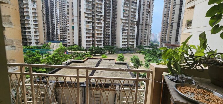 Exterior View, mahagun-mywoods 2.5 Bedroom 1235 Sq.Ft. Apartment In Sector 16c Greater Noida Greater Noida 10672048