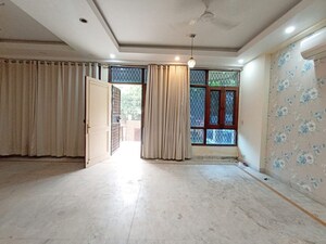 3 BHK Builder Floor For Rent in Pamposh Enclave