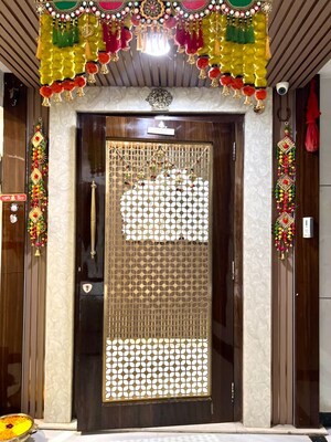 4 BHK Apartment – Exterior View View at Sheth Avalon, Laxmi Nagar - for Sale