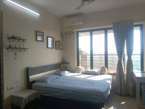 Master Bedroom in 2.5 BHK Apartment at Kalpataru Srishti, Mira Road – for Sale