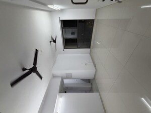 Room in 2 BHK Apartment at Lodha Downtown, Dombivli East – for Rent