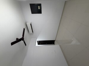 Room in 2 BHK Apartment at Lodha Downtown, Dombivli East – for Rent