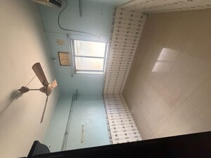 Bathroom in 1 BHK Apartment at Lovely Home Apartment Jogeshwari, Jogeshwari West – for Rent