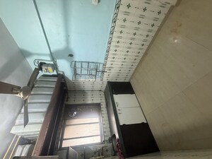 Staircase in 1 BHK Apartment at Lovely Home Apartment Jogeshwari, Jogeshwari West – for Rent