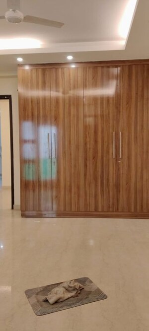 Room in 3 BHK Builder Floor at Greater Kailash I – for Sale