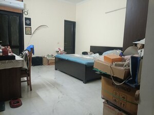 Bedroom in 3 BHK Villa at Sector 48 – for Rent