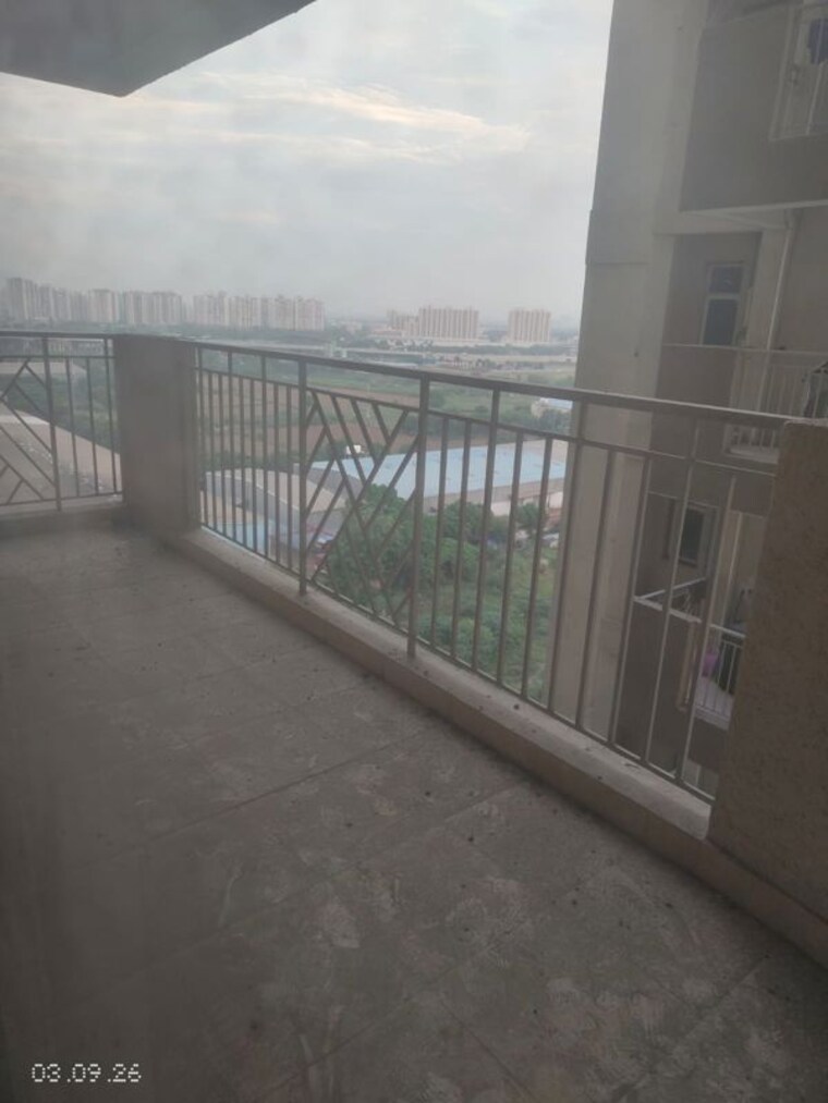 Balcony, pareena-coban-residences 3 Bedroom 1997 Sq.Ft. Apartment In Sector 99a Gurgaon 10672084