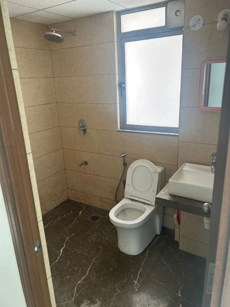 Bathroom, kalpataru-immensa 3 Bedroom 1200 Sq.Ft. Apartment In Kolshet Road Thane 10672092