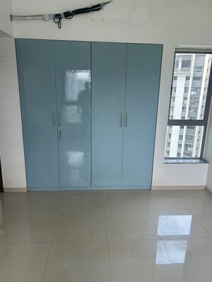 Bathroom in 3 BHK Apartment at Kalpataru Immensa, Kolshet Road – for Rent