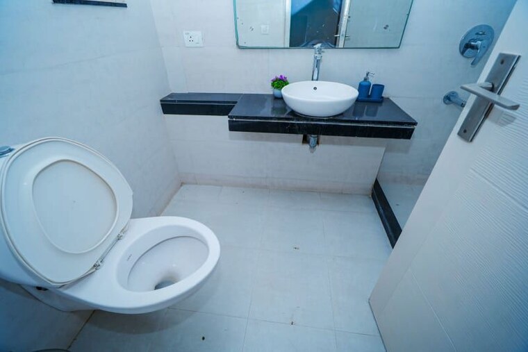 Bathroom, bestech-park-view-sanskruti 3 Bedroom 1995 Sq.Ft. Apartment In Sector 92 Gurgaon 10672101