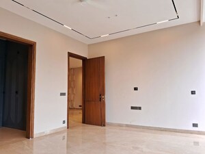 Room in 3 BHK Builder Floor at East Of Kailash – for Sale