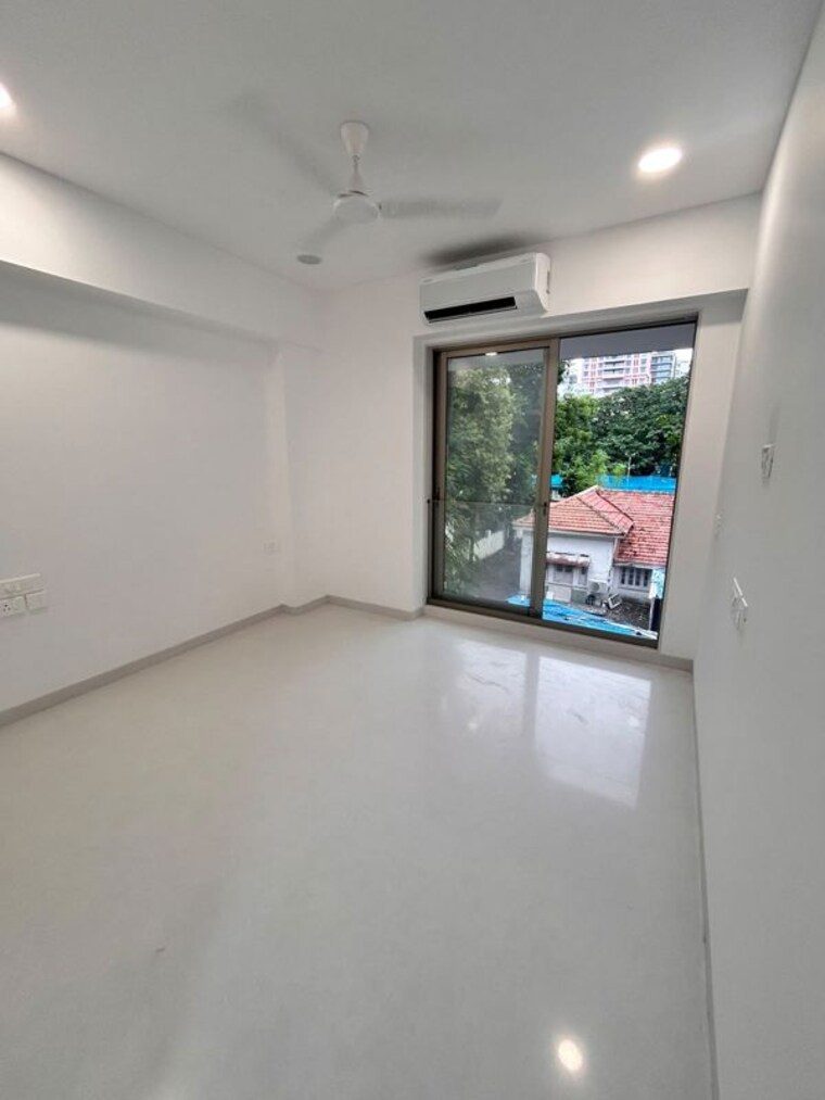 Room, santacruz west 2 Bedroom 700 Sq.Ft. Apartment In Santacruz West Mumbai 10672113