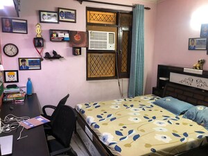 Bedroom in 3 BHK Builder Floor at Mehrauli – for Rent
