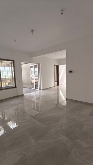 Room in 4 BHK Apartment at Pate Seya, Sinhagad Road – for Sale