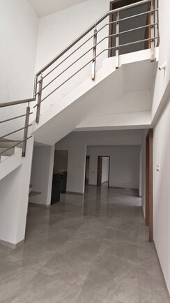 4 BHK +Apartment For Sale in Pate Seya