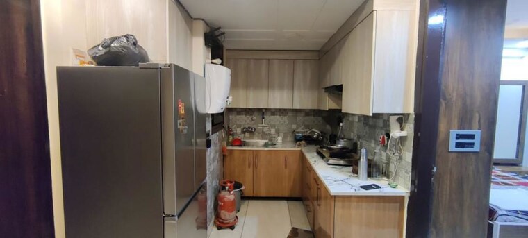 Kitchen, sector 28 dwarka 3 Bedroom 1500 Sq.Ft. Apartment In Sector 28 Dwarka Delhi 10672140
