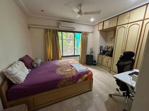 Bedroom in 2 BHK Apartment at Bandra West – for Rent