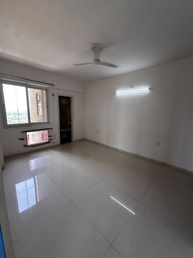 Room, bptp-floors 3 Bedroom 1700 Sq.Ft. Builder Floor In Sector 70 Gurgaon 10672152