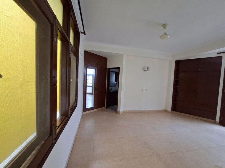 Room, kalkaji 3 Bedroom 1900 Sq.Ft. Builder Floor In Kalkaji Delhi 10672170