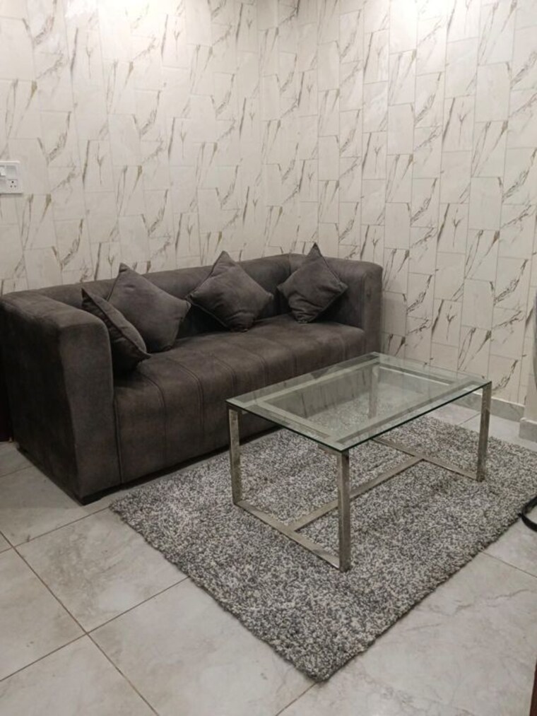 Bedroom, sector 43 1 Bedroom 560 Sq.Ft. Builder Floor In Sector 43 Gurgaon 10672211