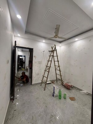 Bedroom in 1 BHK Builder Floor at Kalkaji – for Rent