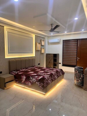 4 BHK Builder Floor For Rent in Green Fields Colony
