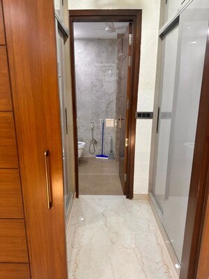 Washroom in 4 BHK Builder Floor at Green Fields Colony – for Rent