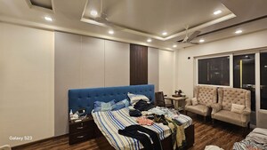 Bedroom in 4 BHK Builder Floor at Sector 85 – for Sale