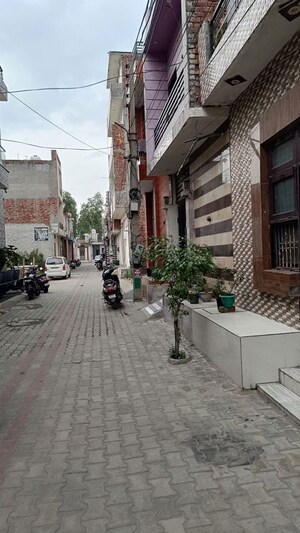  Independent House – Exterior View View at Ahluwalia Colony - for Sale