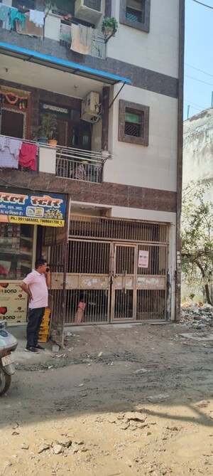  Apartment For Sale in Sadullahabad