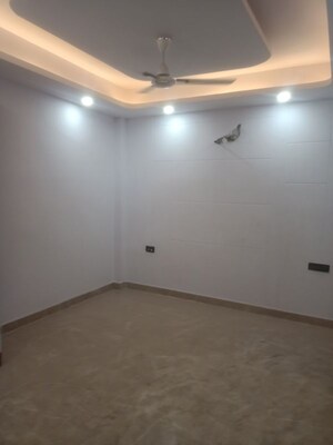 Room in 3 BHK Builder Floor at Shanti Kunj – for Sale