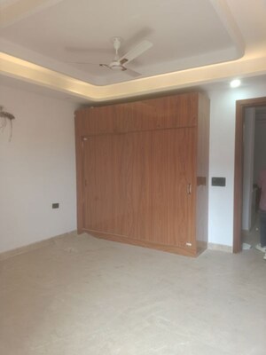 Room in 3 BHK Builder Floor at Shanti Kunj – for Sale