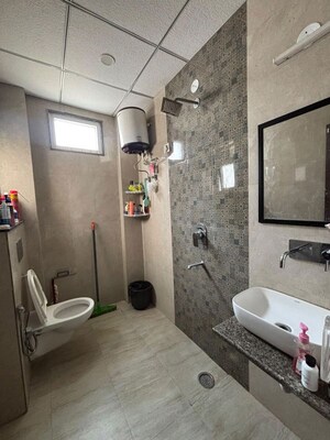 Furnished Amenities in 2 BHK Builder Floor at Sector 52 – for Rent