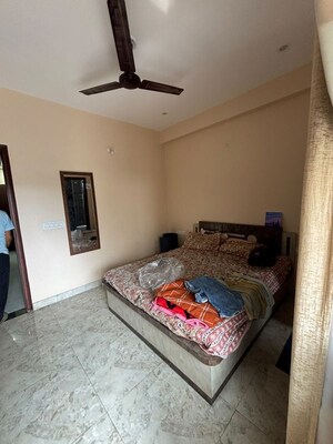 Bedroom in 2 BHK Builder Floor at Sector 52 – for Rent