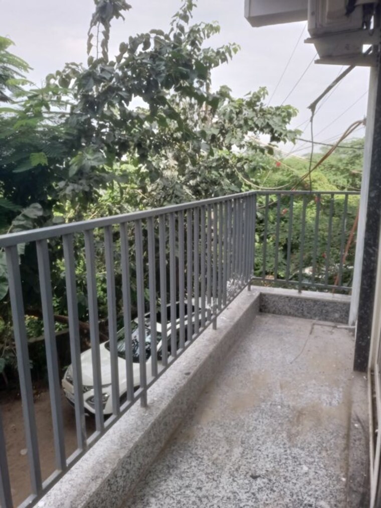 Balcony, vasant kunj enclave 3.5 Bedroom 2200 Sq.Ft. Independent House In Vasant Kunj Enclave Delhi 10672371