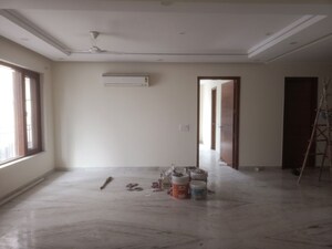 Room in 3.5 BHK Independent House at Vasant Kunj Enclave – for Rent