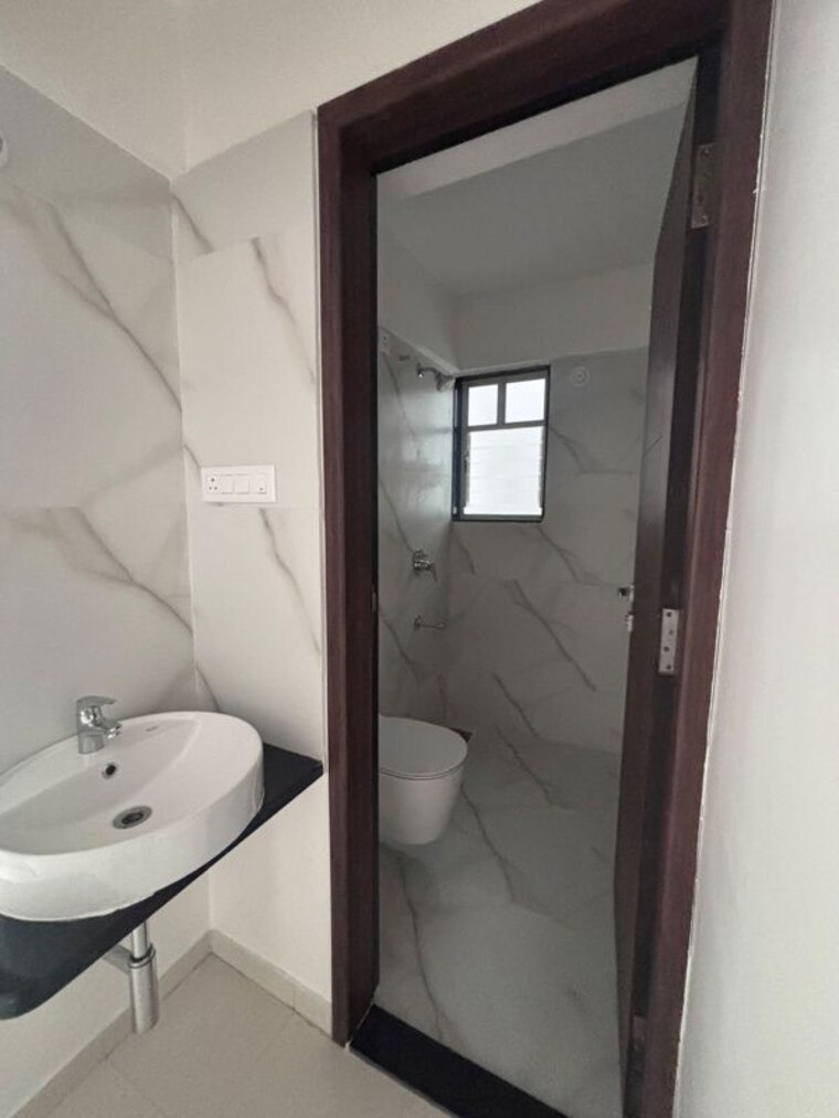 Bathroom, suhas-suman-kunj 3 Bedroom 1308 Sq.Ft. Apartment In Baner Pune 10672391