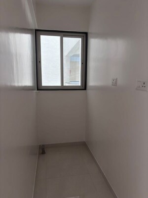 Room in 3 BHK Apartment at Suhas Suman Kunj, Baner – for Rent